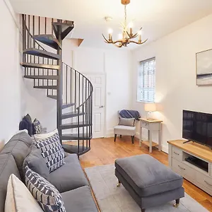 https://host-stay-den-at-westcliff.yorkshirehotels.net