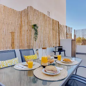 https://faro-casa-trevo-com-terrao-bbq.hotelaalgarve.com